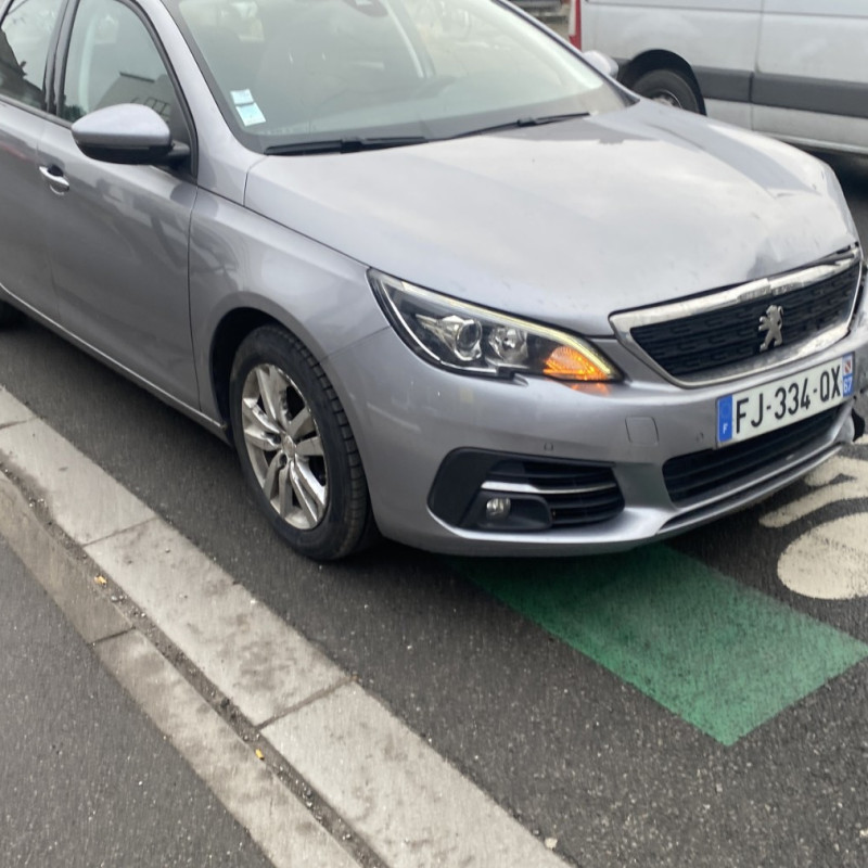 PEUGEOT 308 2 SW PHASE 2 BREAK 1.5 BLUE HDI - 16V TURBO Photo n°3