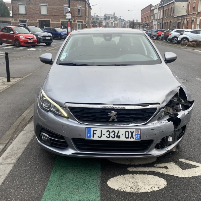 PEUGEOT 308 2 SW PHASE 2 BREAK 1.5 BLUE HDI - 16V TURBO Photo n°7