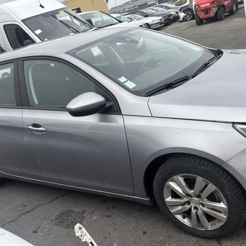 PEUGEOT 308 2 SW PHASE 2 BREAK 1.5 BLUE HDI - 16V TURBO Photo n°14