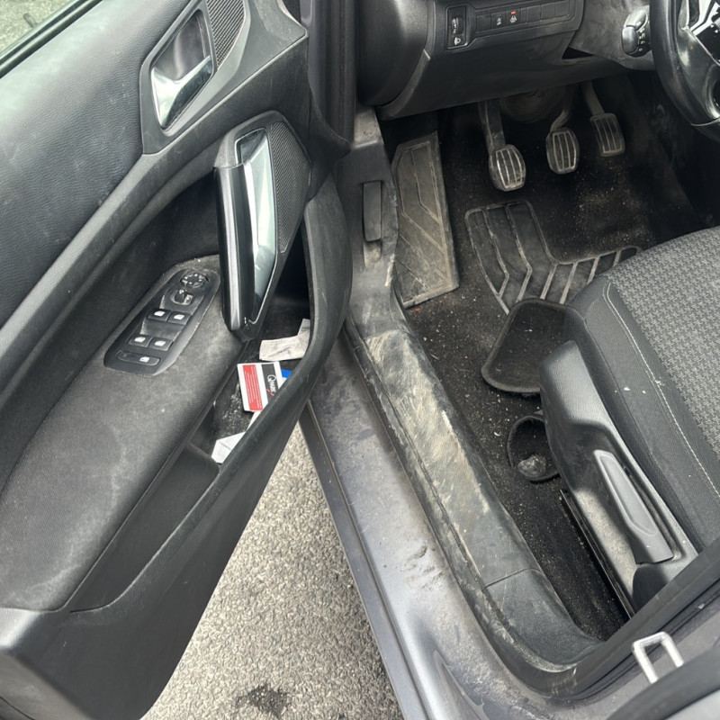 PEUGEOT 308 2 SW PHASE 2 BREAK 1.5 BLUE HDI - 16V TURBO Photo n°16