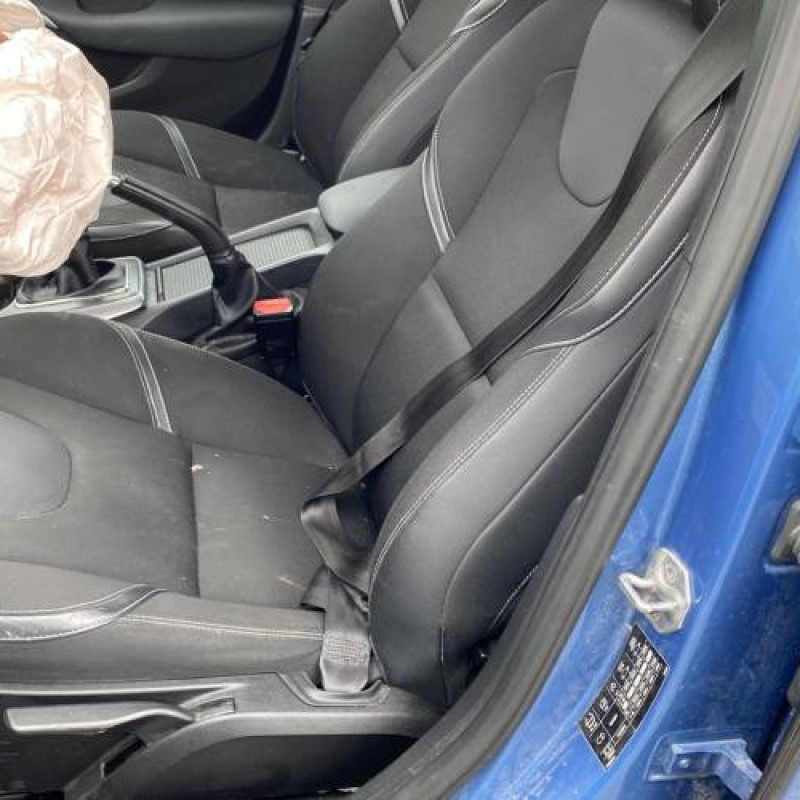 Serrure arriere gauche VOLVO V 40 2 Photo n°16