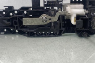 Poignee porte avant gauche RENAULT MEGANE 3