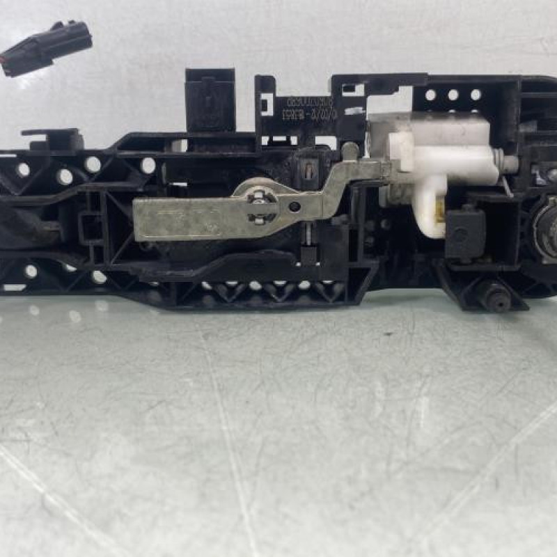 Poignee porte avant gauche RENAULT MEGANE 3 Photo n°3