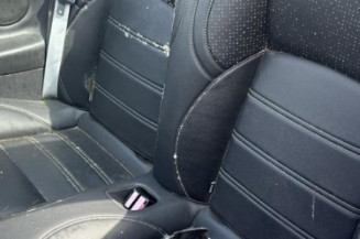 Attache ceinture avant gauche RENAULT MEGANE 3