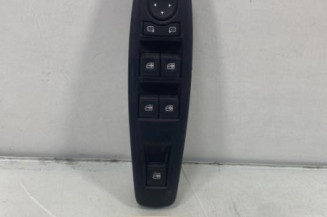 Interrupteur de leve vitre avant gauche RENAULT MEGANE 3 Photo n°1