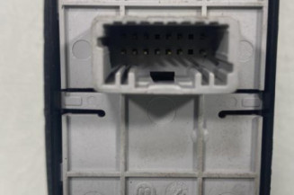 Interrupteur de leve vitre avant gauche RENAULT MEGANE 3