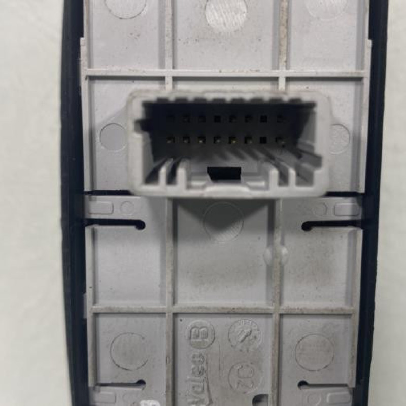 Interrupteur de leve vitre avant gauche RENAULT MEGANE 3 Photo n°3