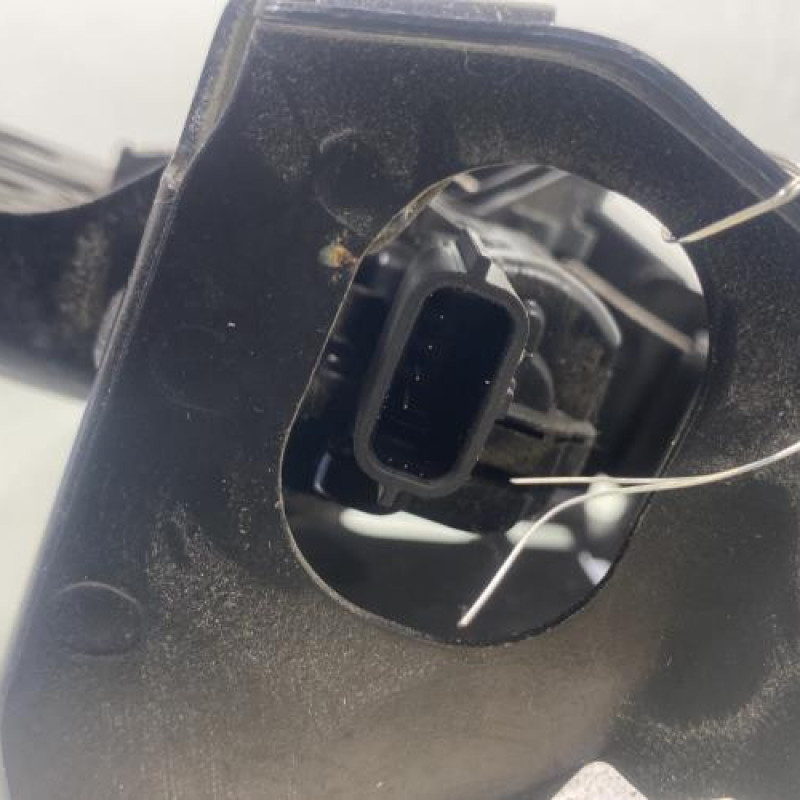 Serrure de coffre RENAULT MEGANE 3 Photo n°7