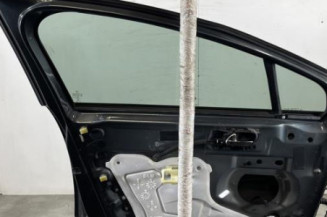 Porte avant gauche PEUGEOT 5008 1