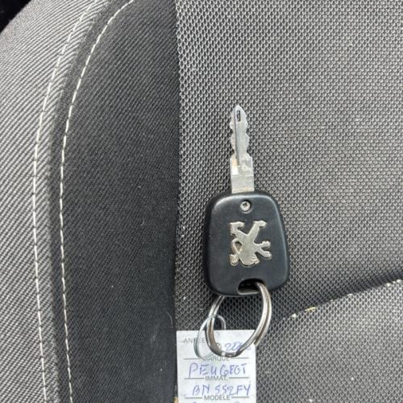 Moteur PEUGEOT 206 Photo n°5