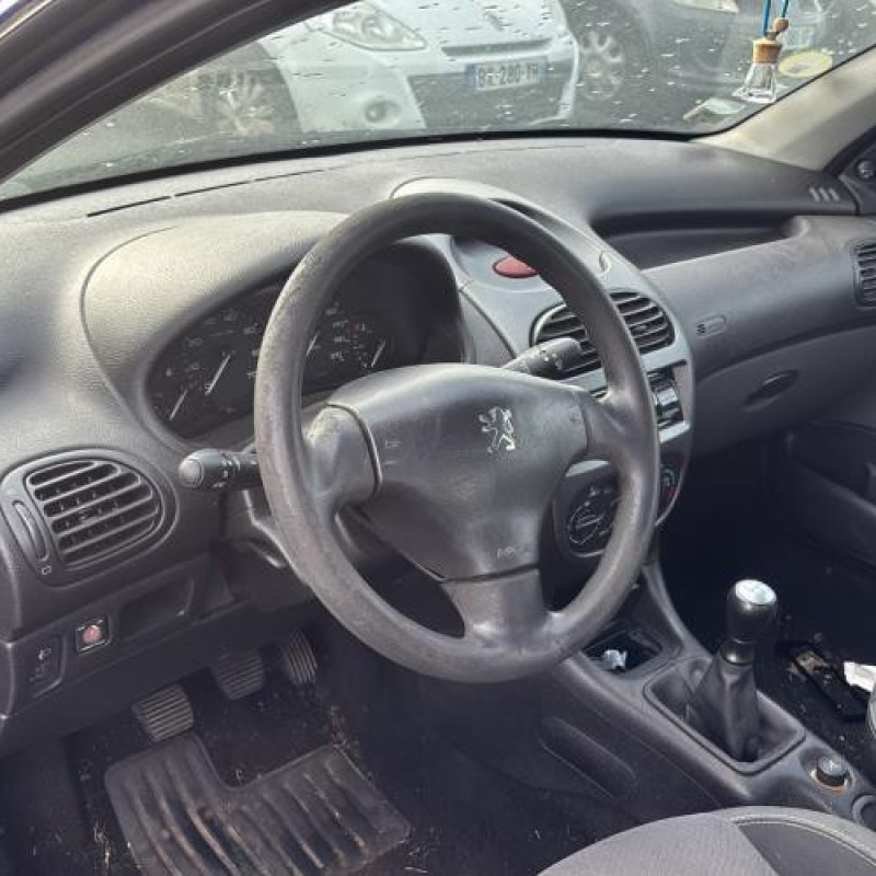 Moteur PEUGEOT 206 Photo n°16