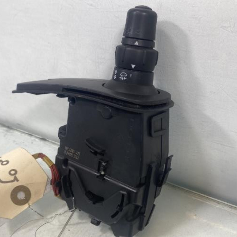 Commodo phare RENAULT CLIO 3 Photo n°3