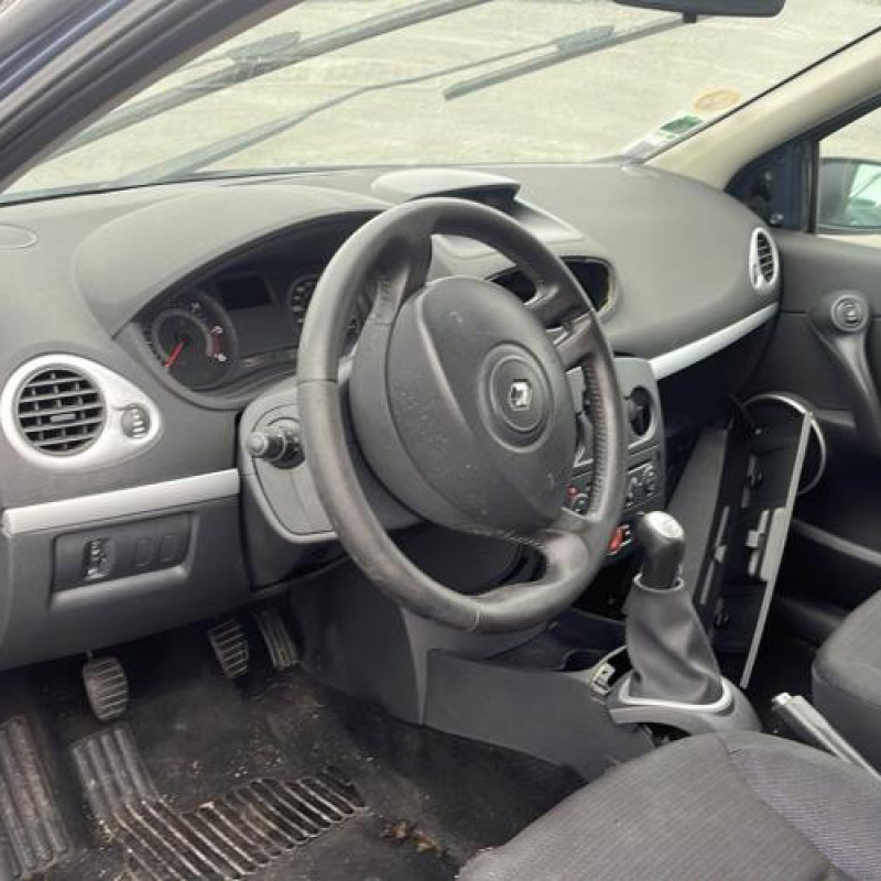 Moteur essuie glace avant RENAULT CLIO 3 Photo n°14