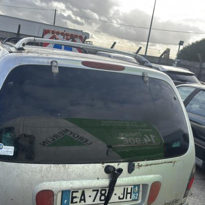 Feu arriere principal droit (feux) RENAULT GRAND ESPACE 3 Photo n°9