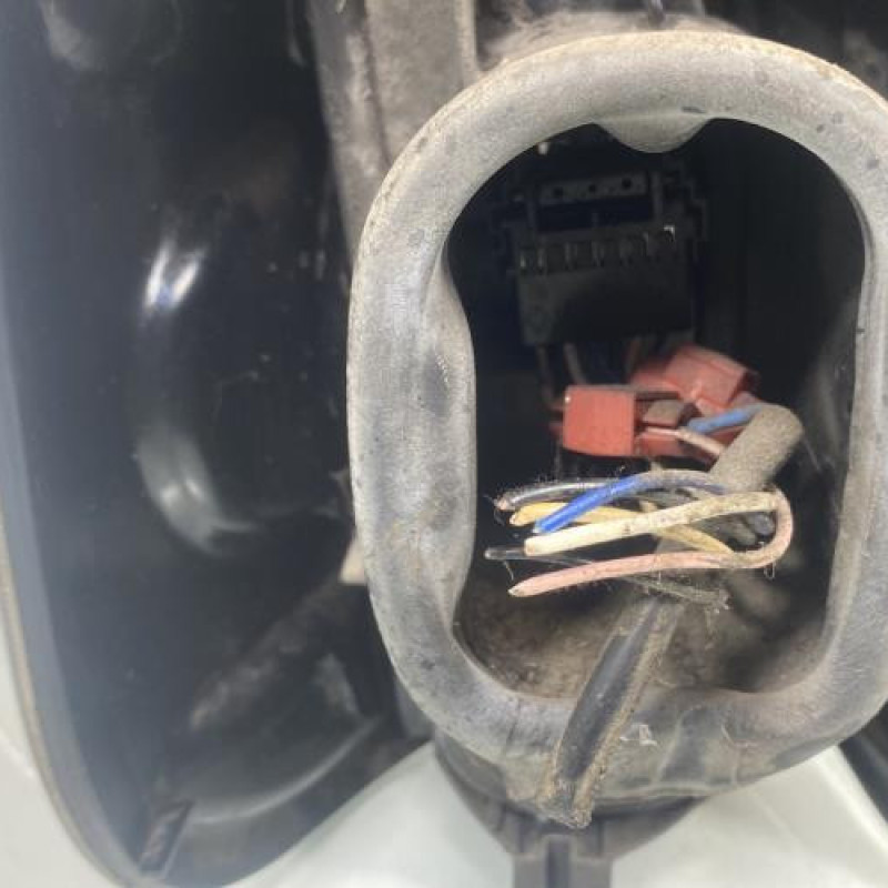 Feu arriere principal gauche (feux) RENAULT GRAND ESPACE 3 Photo n°3