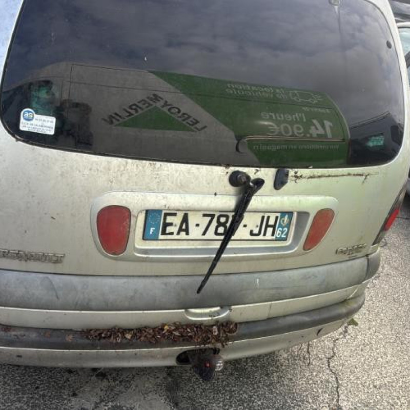 Feu arriere principal gauche (feux) RENAULT GRAND ESPACE 3 Photo n°8