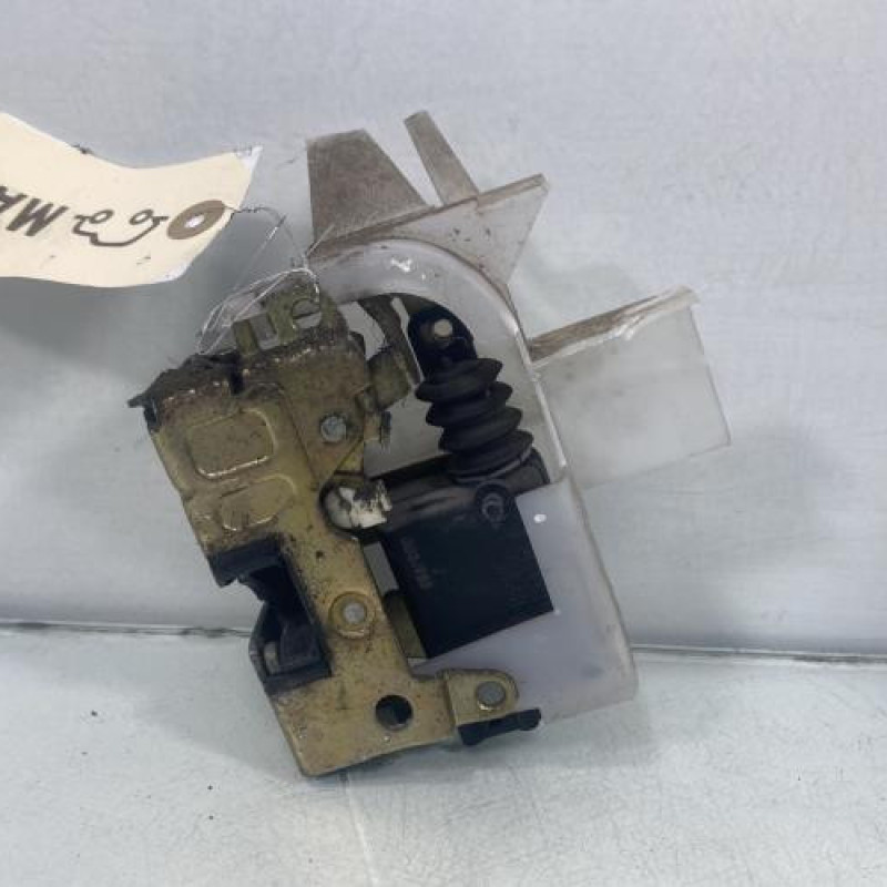 Serrure arriere gauche RENAULT GRAND ESPACE 3 Photo n°2