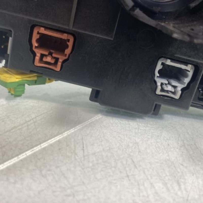 Com (Bloc Contacteur Tournant+Commodo Essuie Glace+Commodo Phare) CITROEN XSARA PICASSO Photo n°8