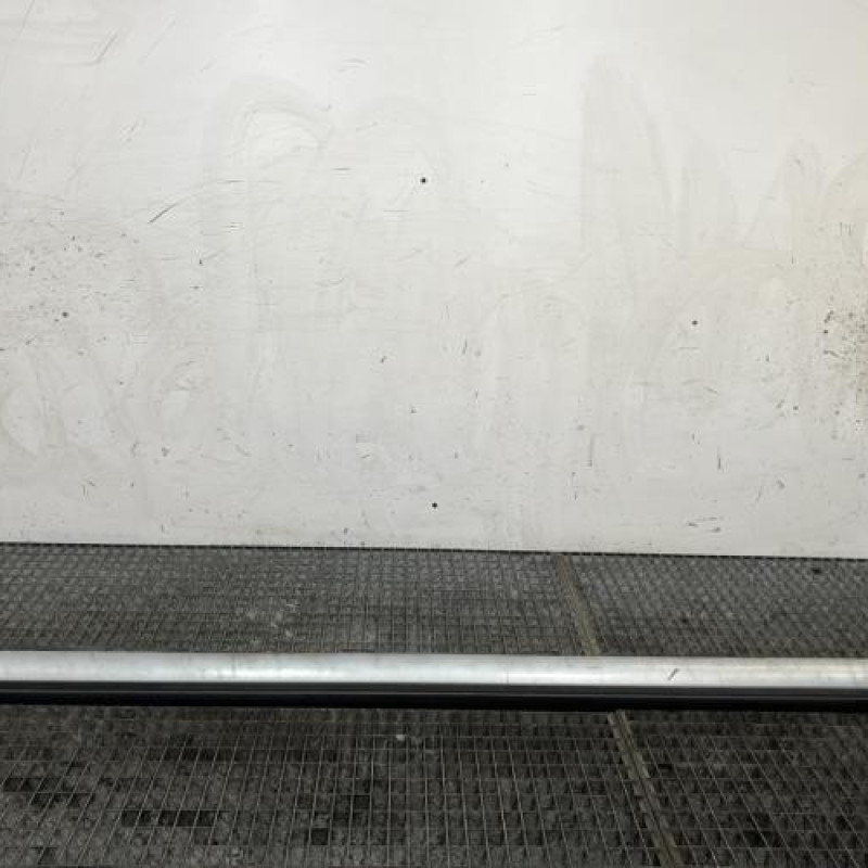 Bas de caisse droit DACIA SANDERO 1 Photo n°1