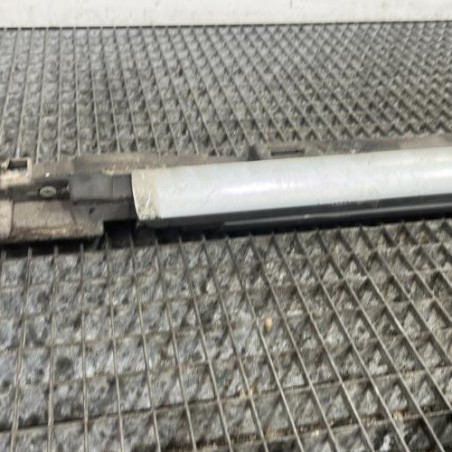 Bas de caisse droit DACIA SANDERO 1