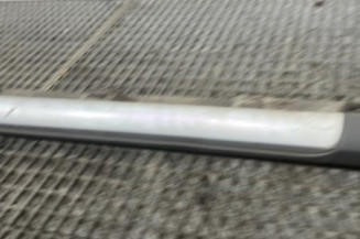 Bas de caisse droit DACIA SANDERO 1