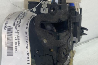 Serrure arriere droit VOLKSWAGEN POLO 4