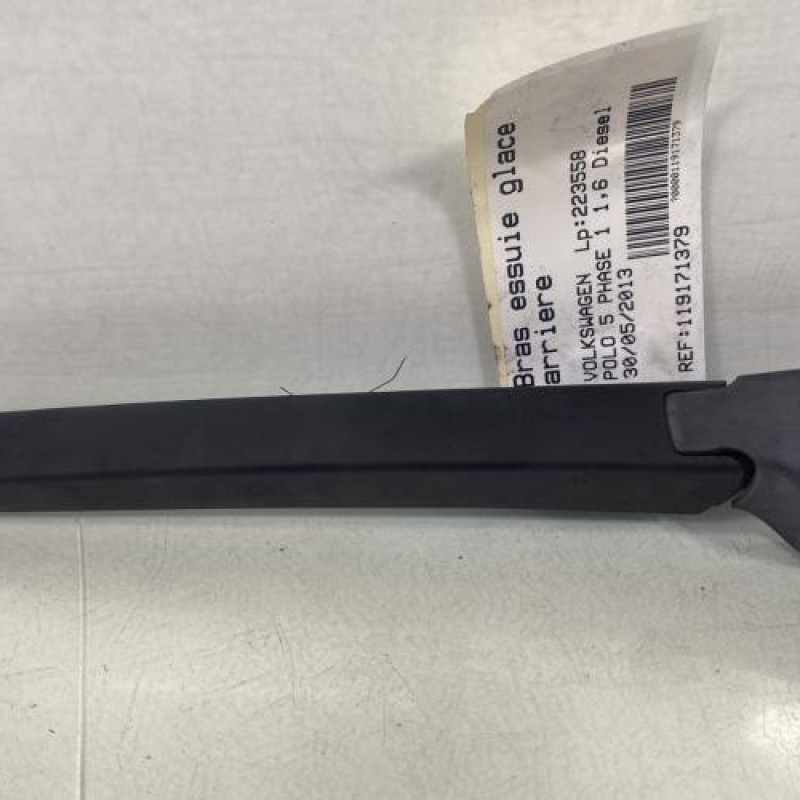 Bras essuie glace arriere VOLKSWAGEN POLO 5 Photo n°1