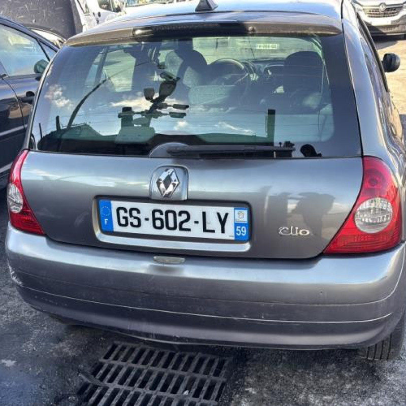 Moteur RENAULT CLIO 2 Photo n°10