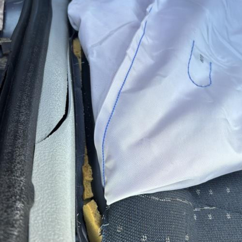 Moteur RENAULT CLIO 2 Photo n°17