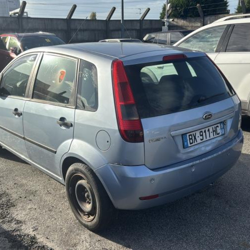 Aile avant droit FORD FIESTA 5 Photo n°7