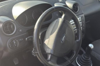 Aile avant droit FORD FIESTA 5