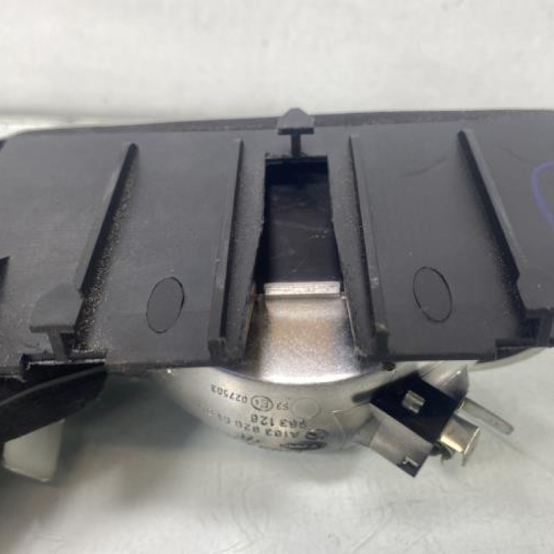 Feu arriere stop central MERCEDES CLASSE M 163 Photo n°3