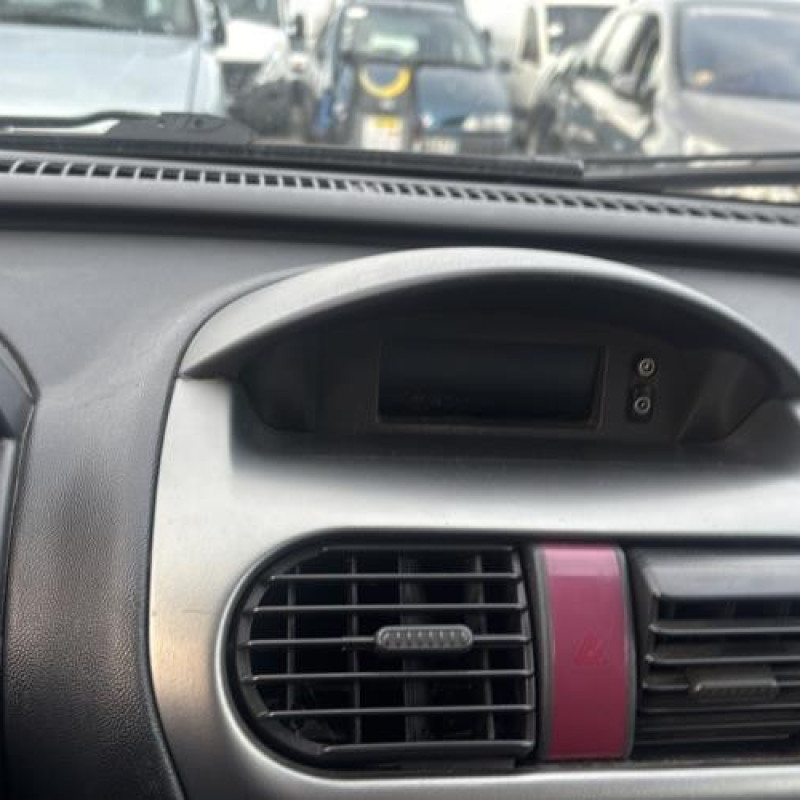 Feu arriere principal droit (feux) OPEL CORSA C Photo n°20