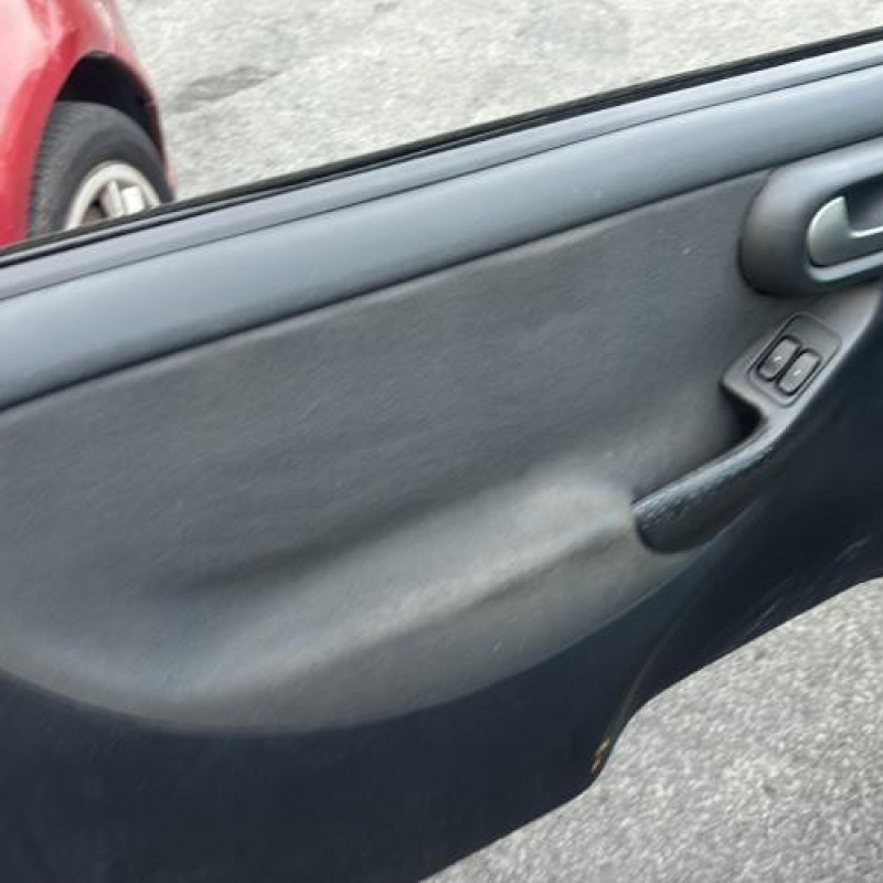 Feu arriere principal gauche (feux) OPEL CORSA C Photo n°14