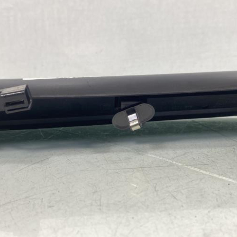 Feu arriere stop central OPEL CORSA C Photo n°3