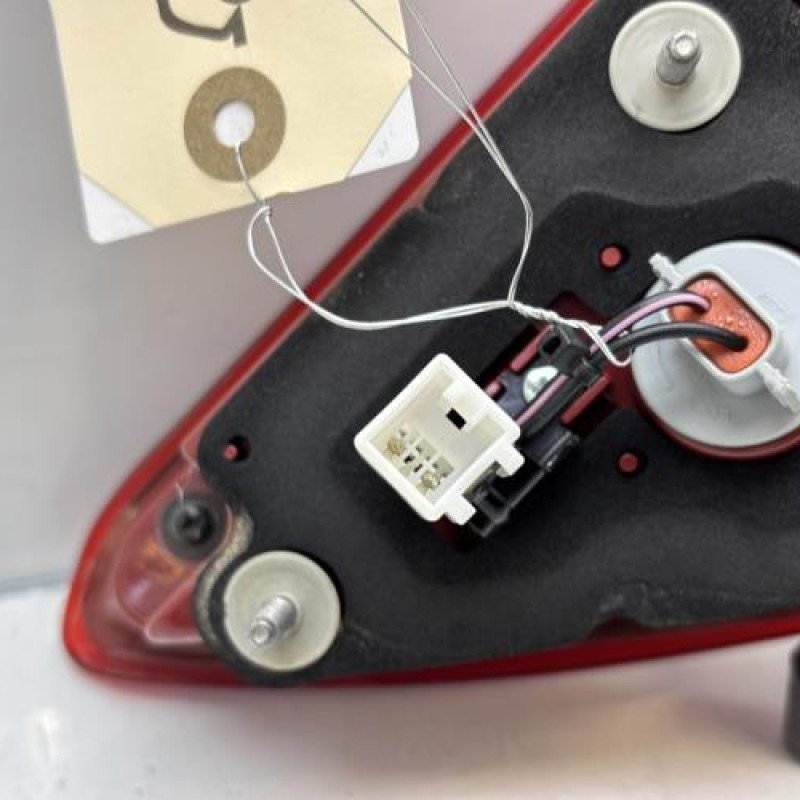 Feu arriere secondaire gauche (feux) KIA STONIC Photo n°3