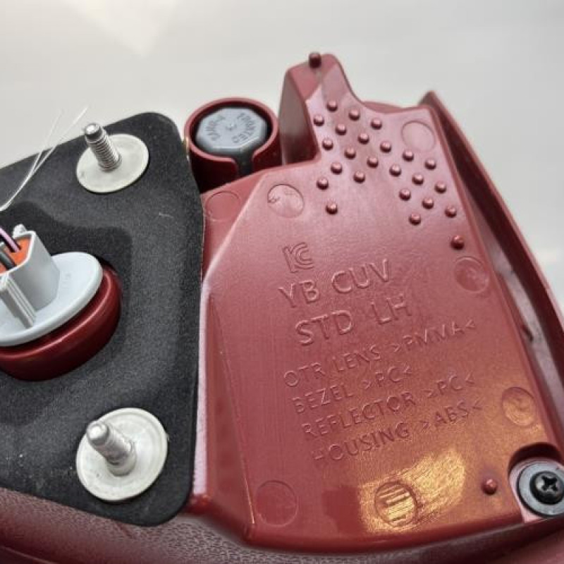 Feu arriere secondaire gauche (feux) KIA STONIC Photo n°4