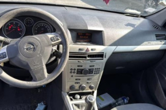 Pare choc arriere OPEL ASTRA H