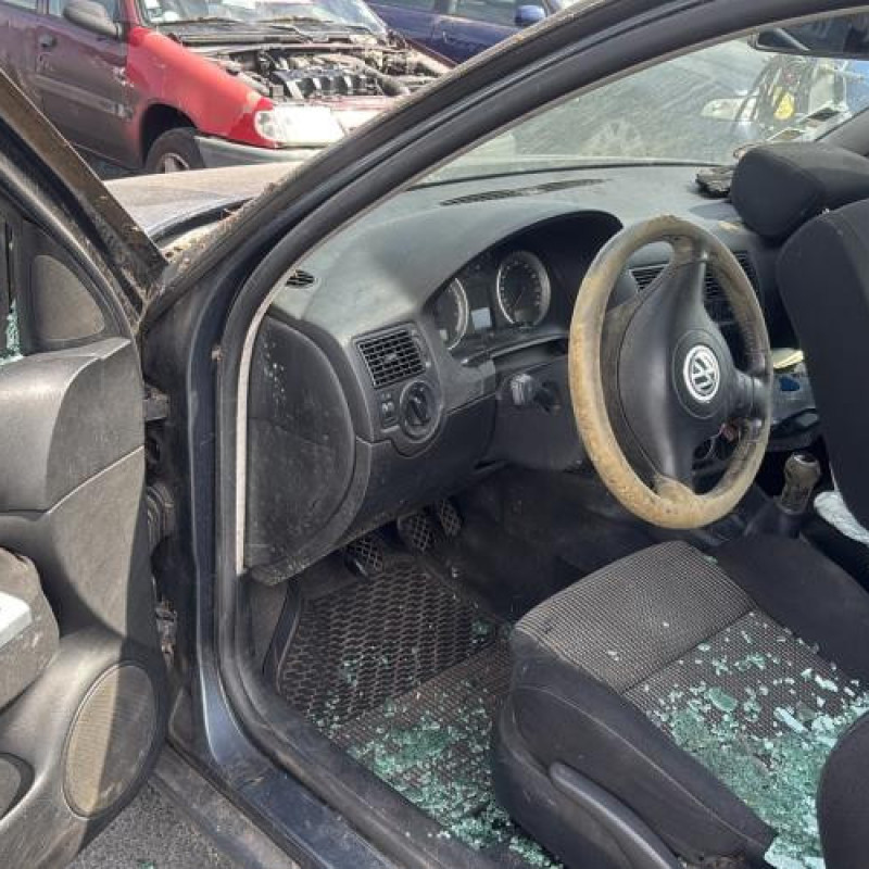 Pommeau de vitesses VOLKSWAGEN GOLF 4 Photo n°9