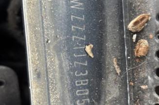 Pommeau de vitesses VOLKSWAGEN GOLF 4