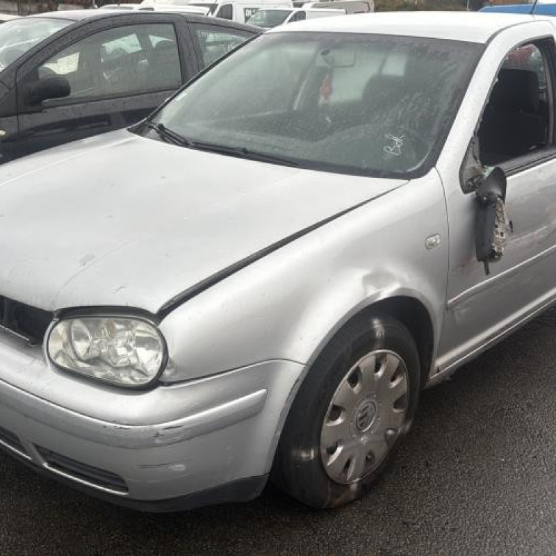 Pommeau de vitesses VOLKSWAGEN GOLF 4 Photo n°1