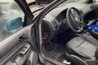 Pommeau de vitesses VOLKSWAGEN GOLF 4