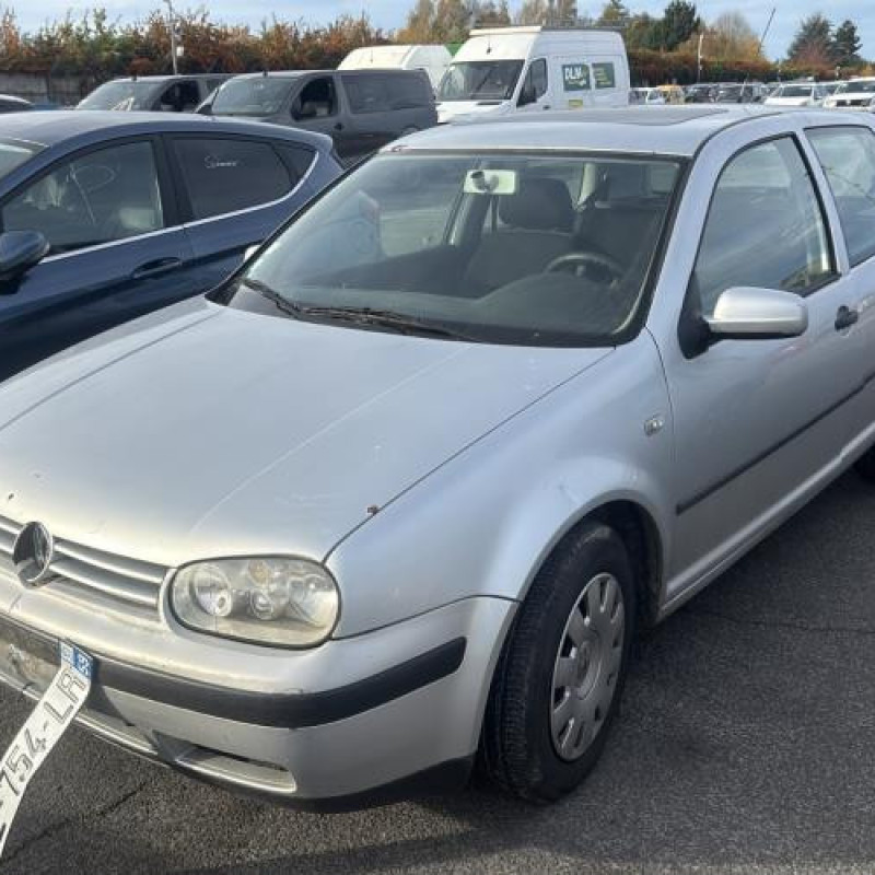 Pommeau de vitesses VOLKSWAGEN GOLF 4 Photo n°1