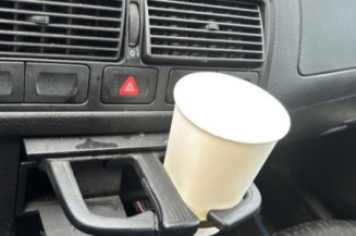 Pommeau de vitesses VOLKSWAGEN GOLF 4