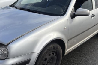 Pivot de moyeu avant gauche VOLKSWAGEN GOLF 4 Photo n°1