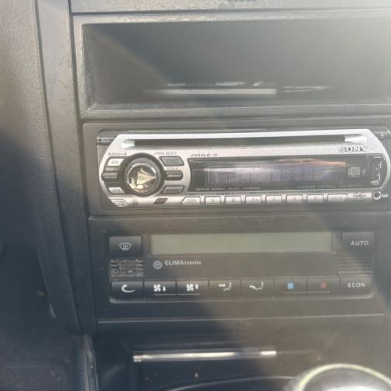 Leve vitre electrique avant droit VOLKSWAGEN GOLF 4 Photo n°19