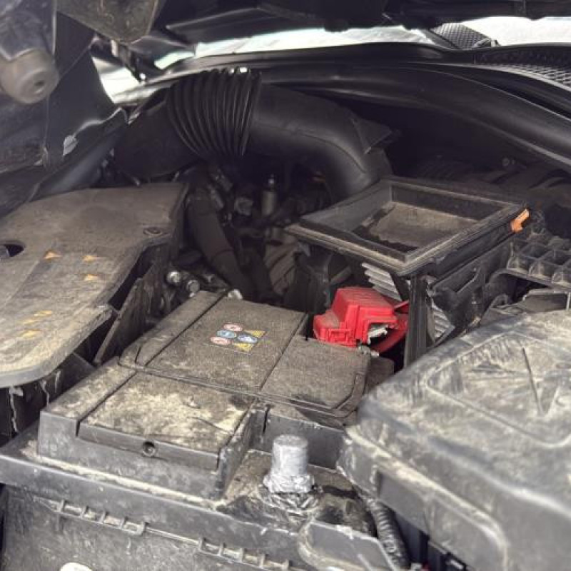 Reservoir essence RENAULT CLIO 4 Photo n°9