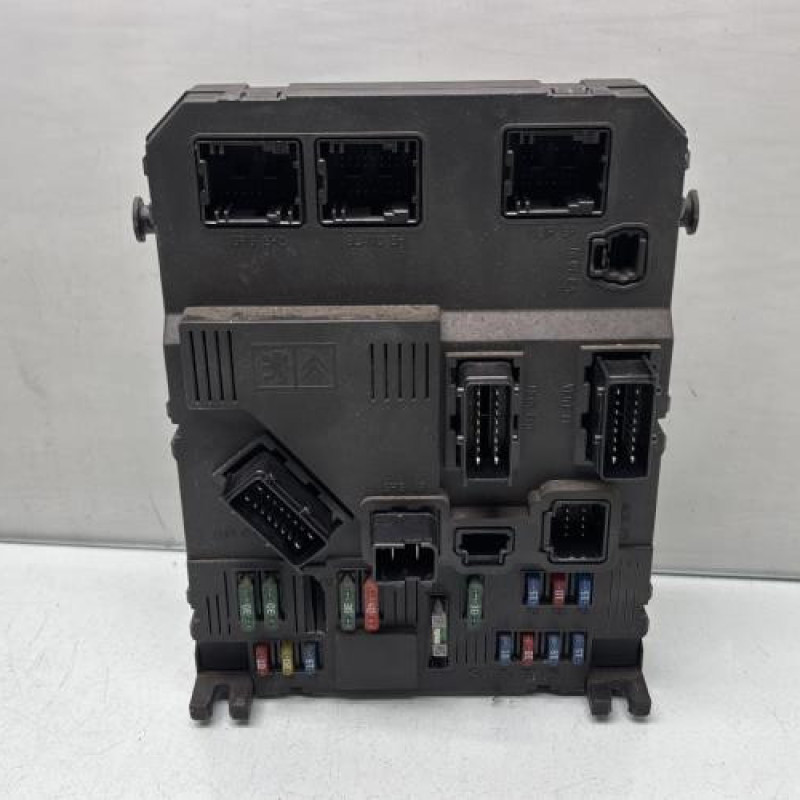 Boitier BSI PEUGEOT 206 Photo n°1