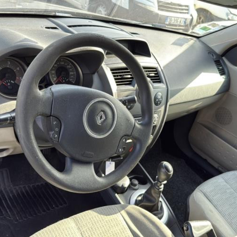 Moteur RENAULT MEGANE 2 Photo n°16