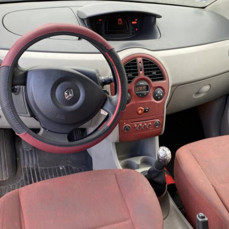 Moteur RENAULT MODUS Photo n°19